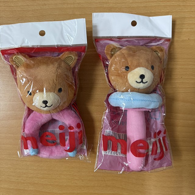 明治贈品~小熊手搖鈴